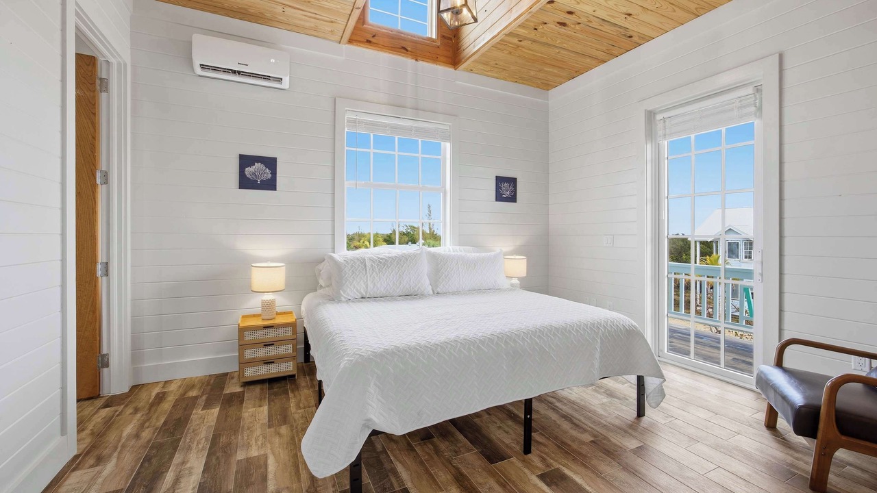 Photo of Bedroom in Treasure Cay
