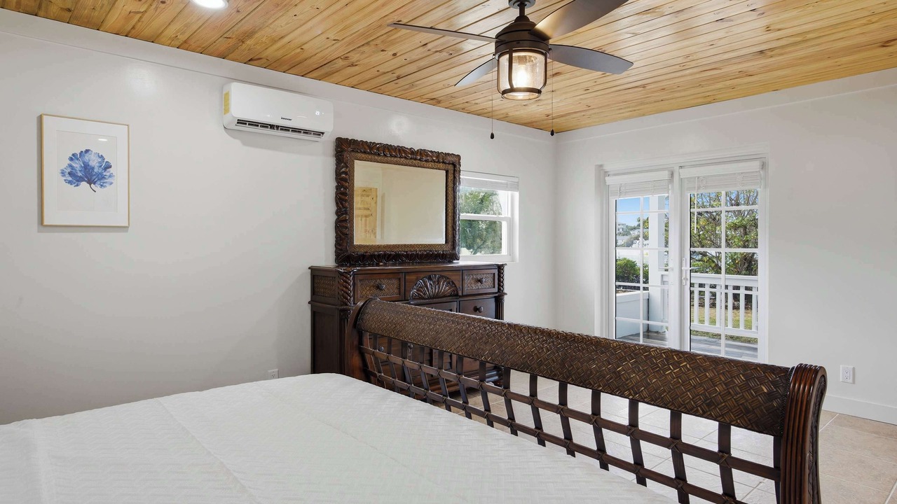 Photo of Bedroom in Treasure Cay