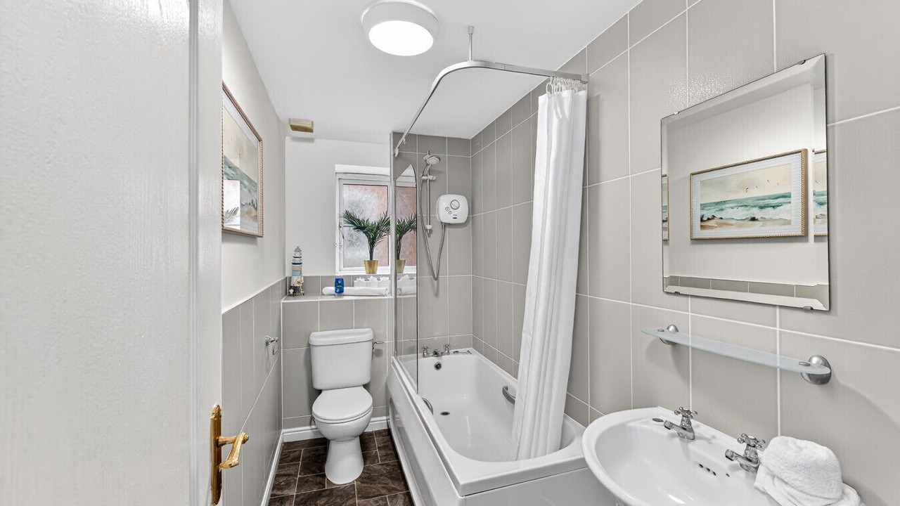 Photo of Bathroom in Kempston