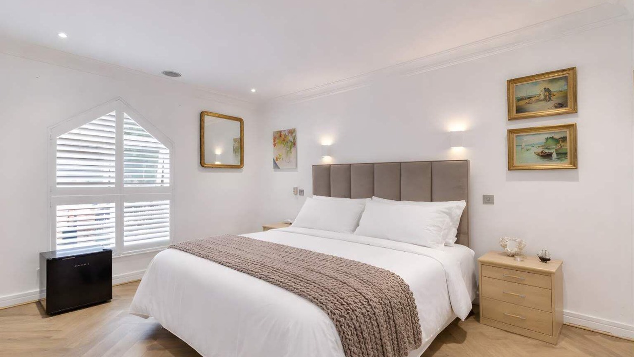 Photo of Bedroom in Frognal and Fitzjohns