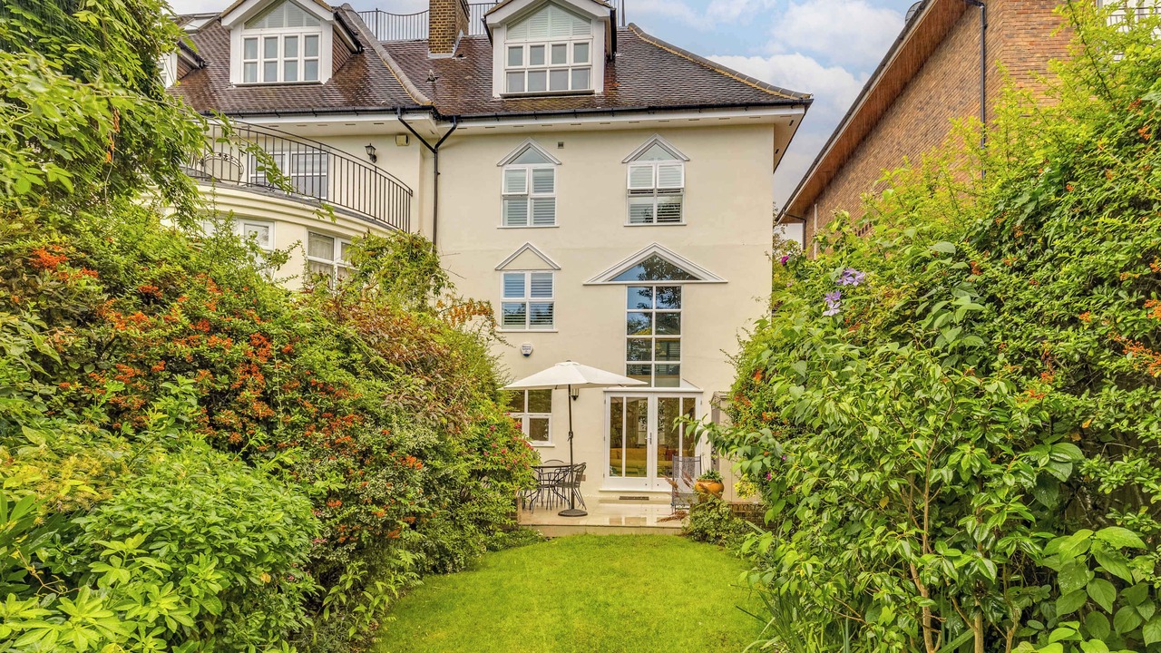 Photo of Outdoor in Frognal and Fitzjohns