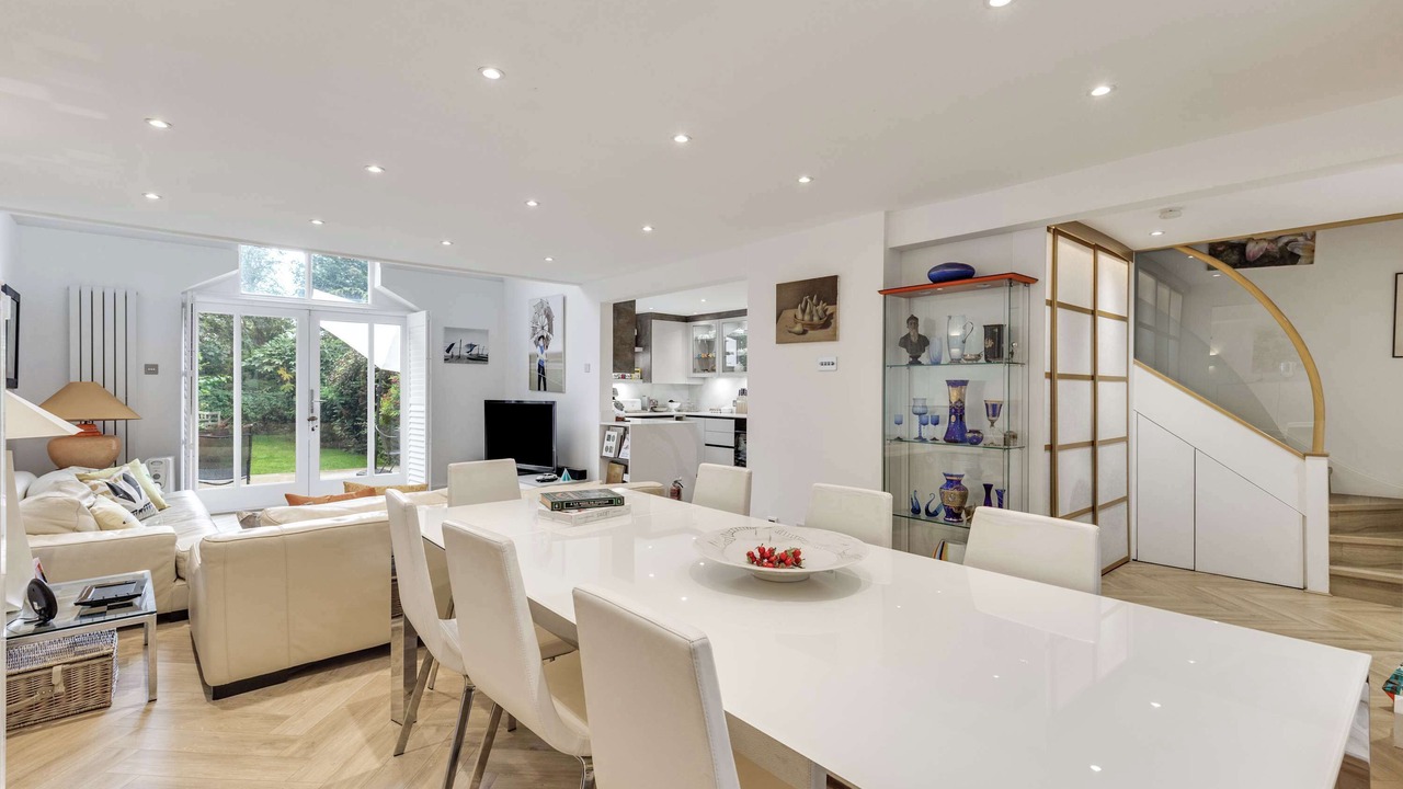 Photo of Others in Frognal and Fitzjohns