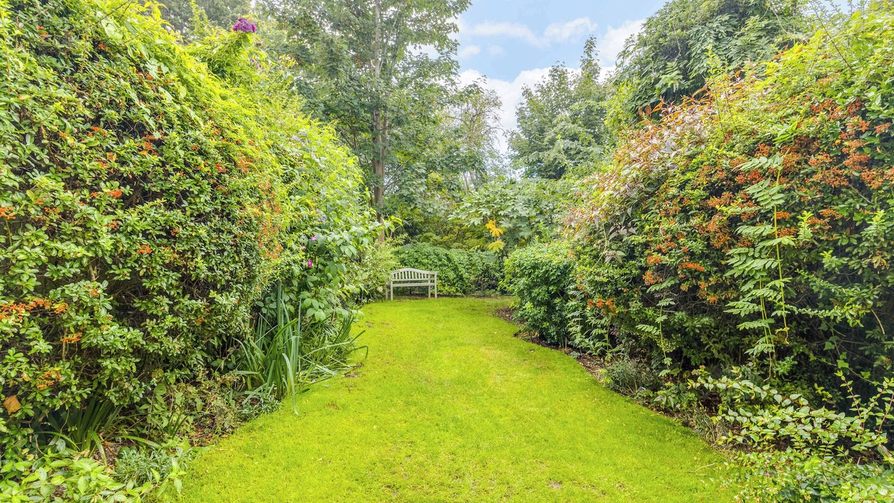 Photo of Outdoor in Frognal and Fitzjohns