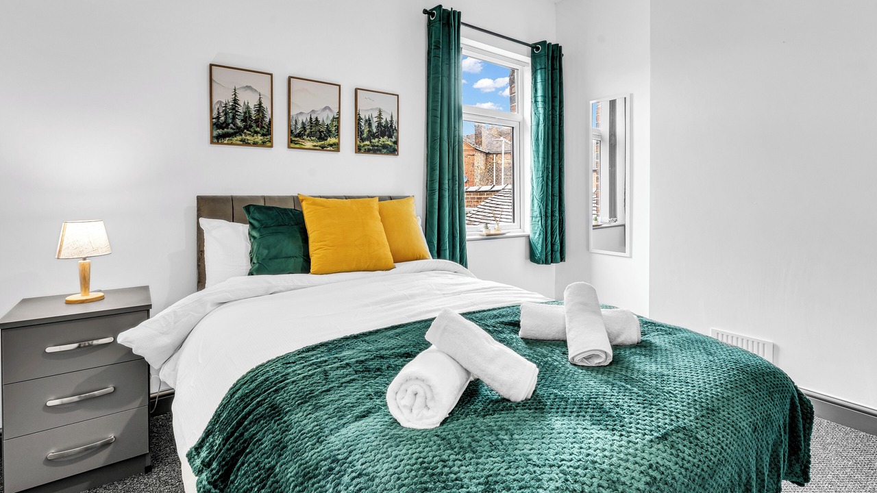 Photo of Bedroom in Stoke-on-Trent