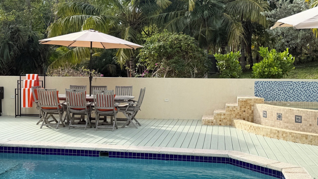 Photo of Outdoor in North Palmetto Point
