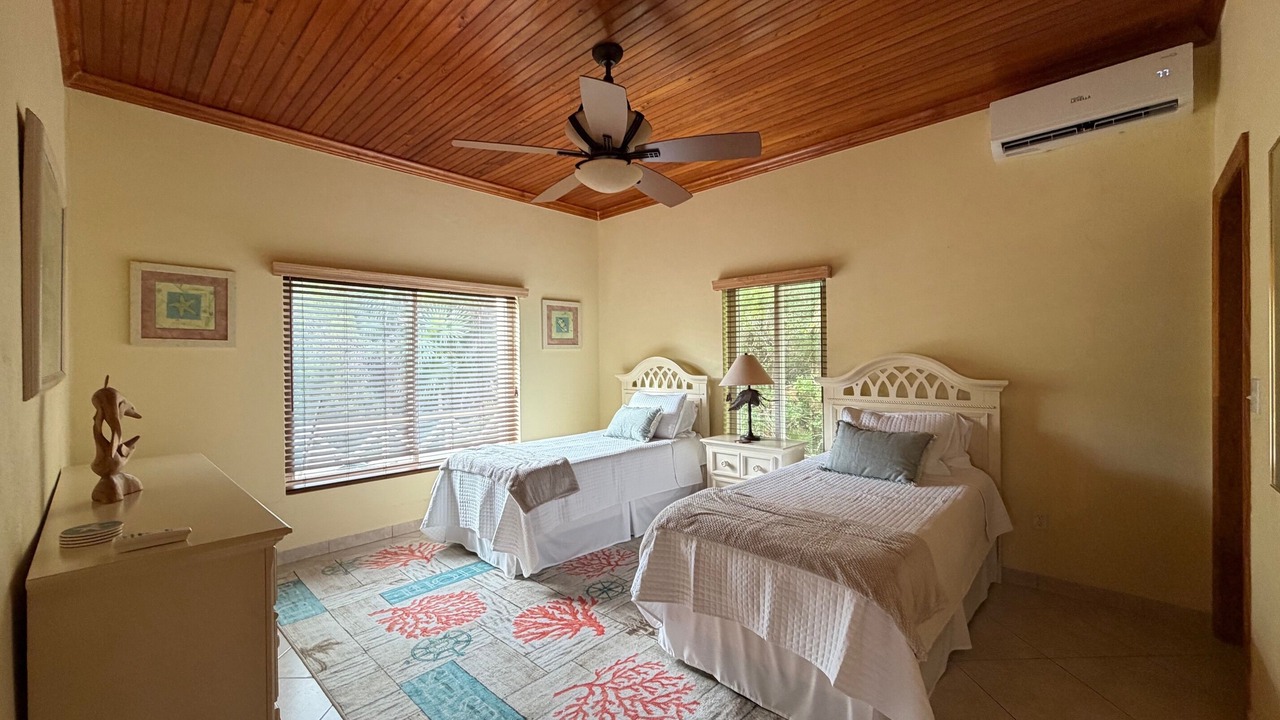 Photo of Bedroom in Tarpum Bay
