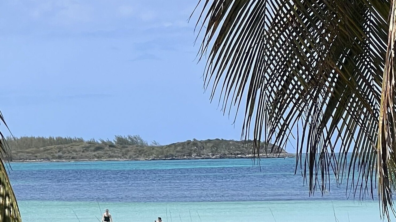 Photo of Others in Tarpum Bay