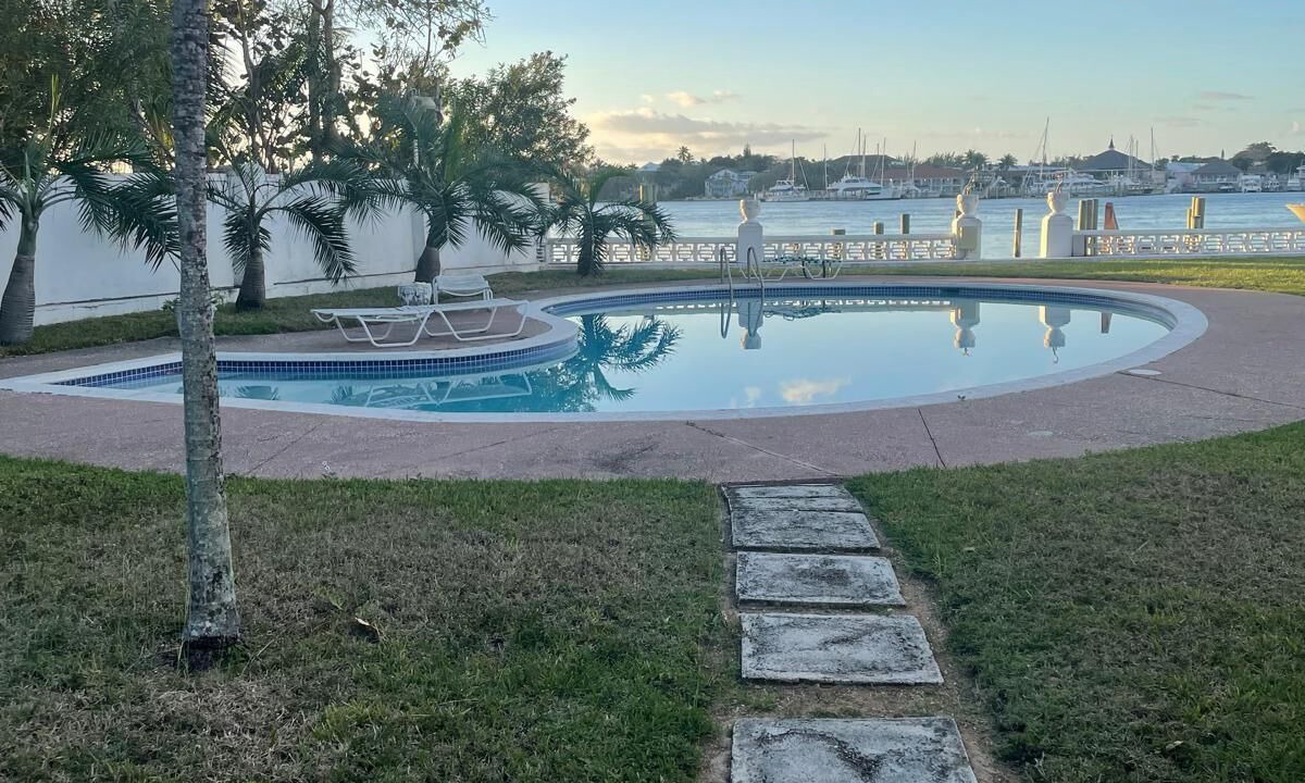 Photo of Outdoor in Paradise Island