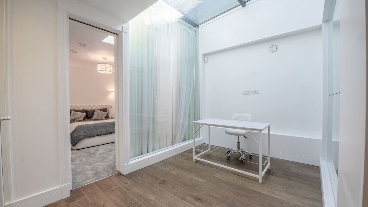 Photo of Bedroom in Frognal and Fitzjohns