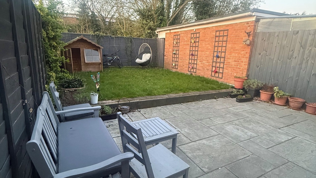 Photo of Patio Balcony in Bray on Thames