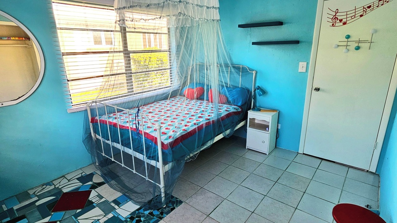Photo of Bedroom in Farmer's Hill