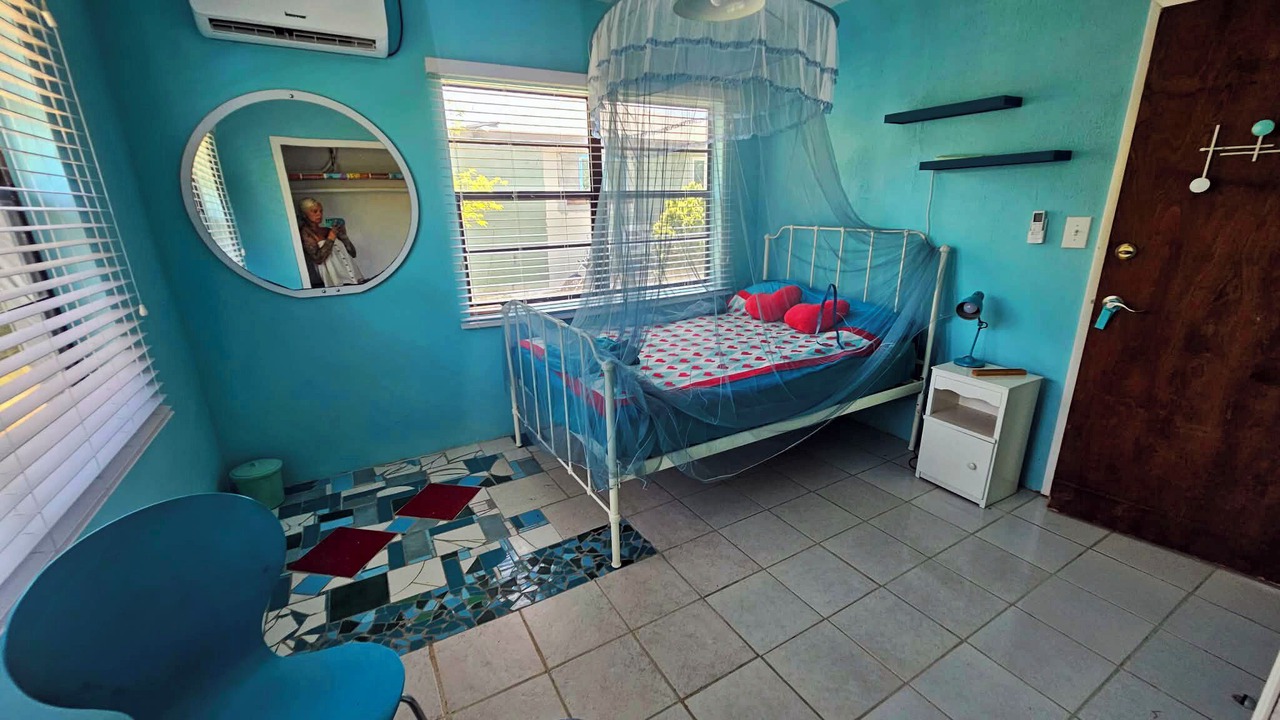 Photo of Bedroom in Farmer's Hill