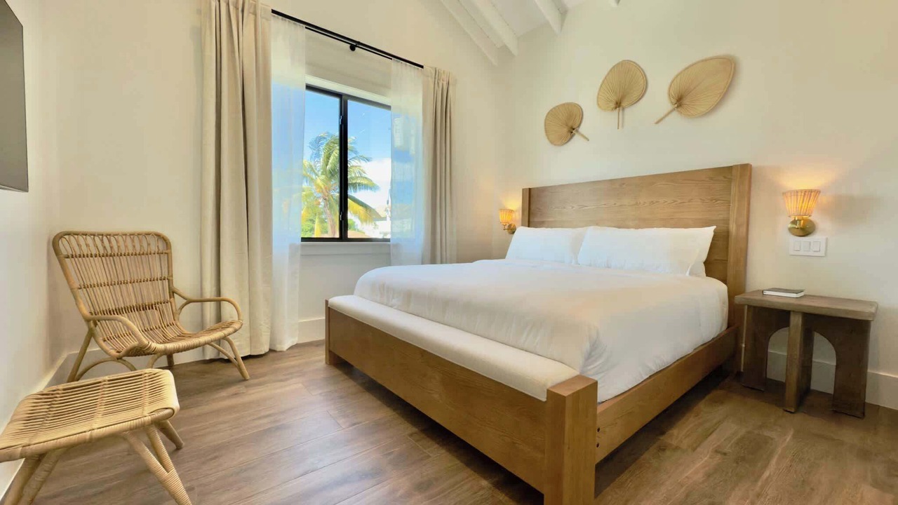 Photo of Bedroom in Coral Harbour