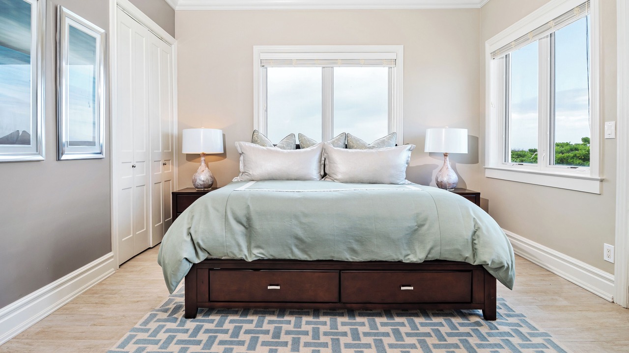 Photo of Bedroom in Rokers Point