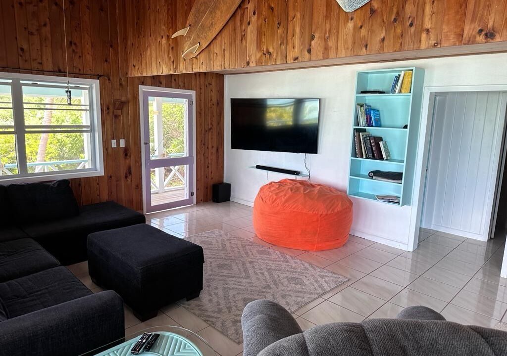 Photo of Livingroom in Great Exuma