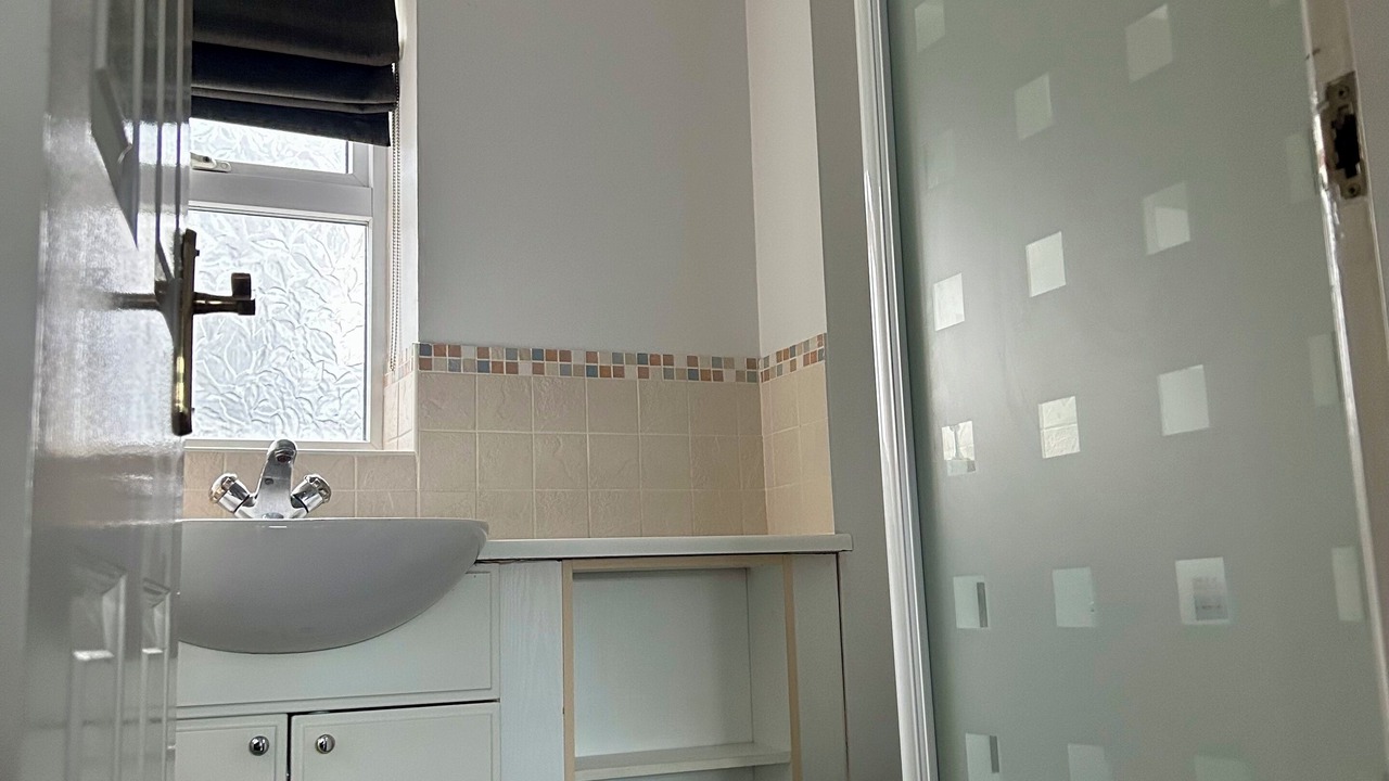 Photo of Bathroom in Marston Moretaine