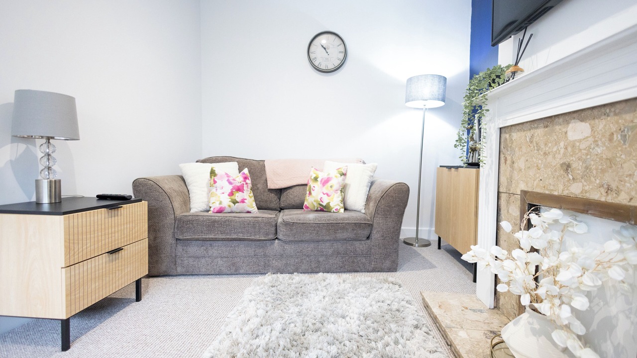 Photo of Livingroom in Northampton