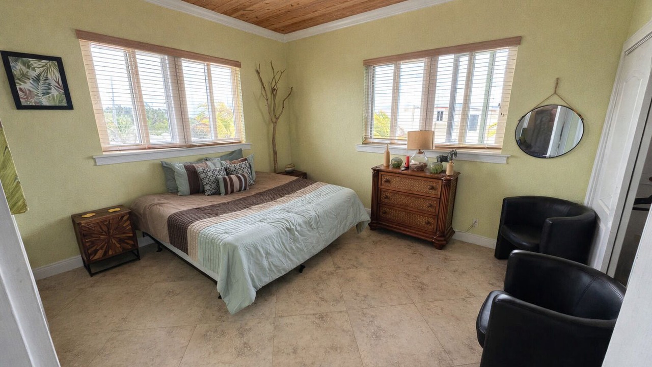 Photo of Bedroom in High Rock