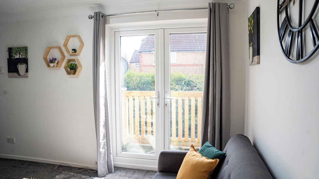 Photo of Livingroom in Bletchley