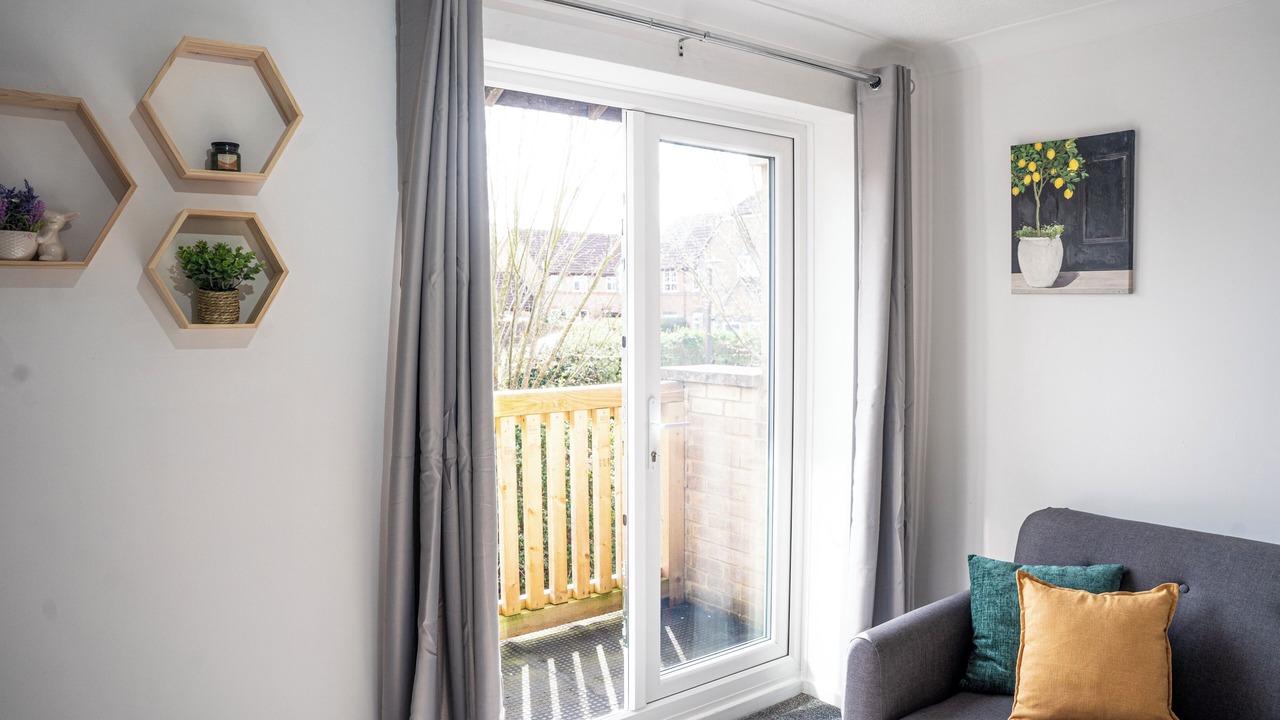 Photo of Livingroom in Bletchley