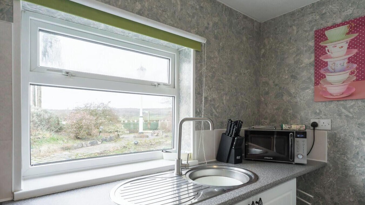 Photo of Kitchen in Forsbrook
