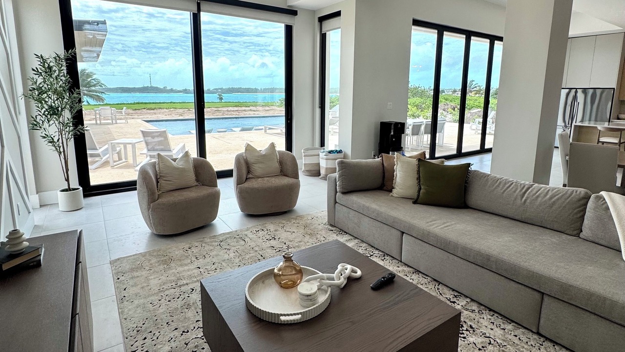 Photo of Livingroom in Rokers Point