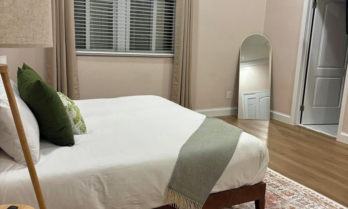 Photo of Bedroom in Nassau
