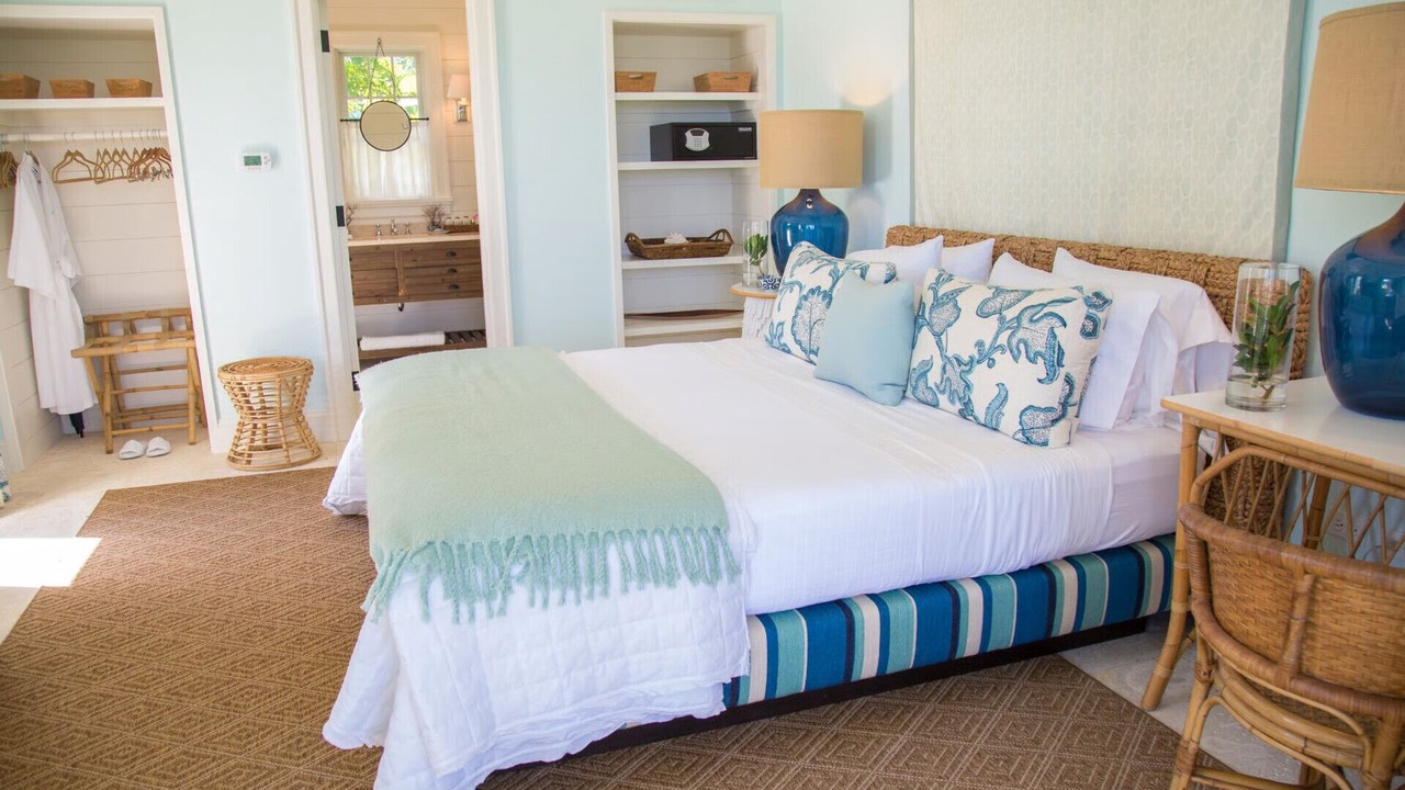 Photo of Bedroom in Dunmore Town