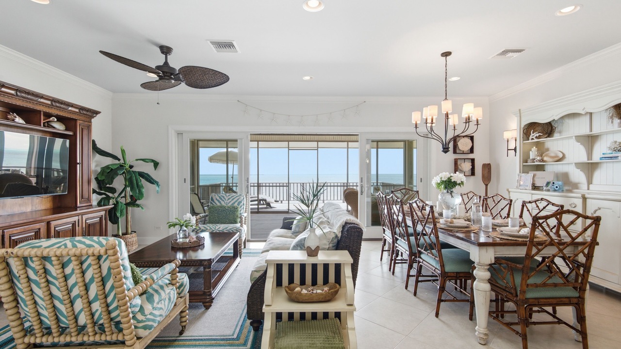 Photo of Livingroom in Staniel Cay