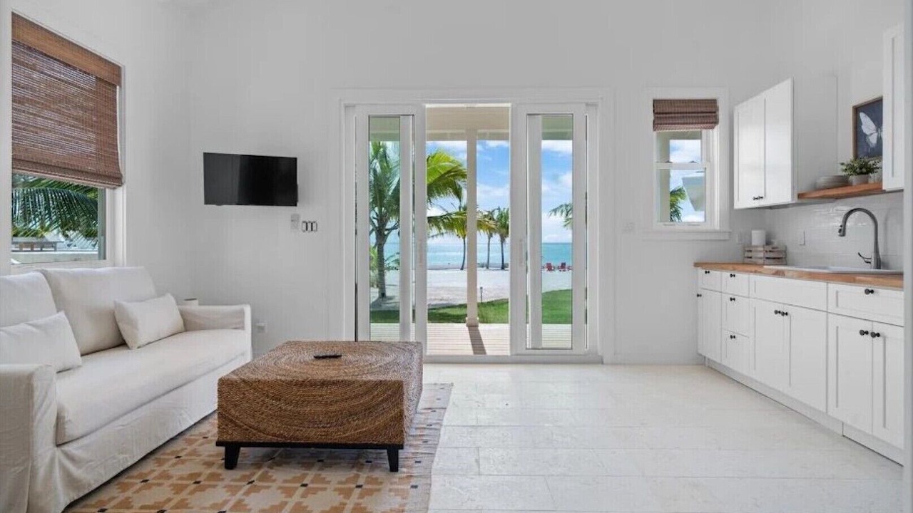 Photo of Livingroom in Nassau