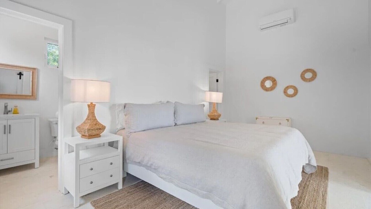 Photo of Bedroom in Nassau