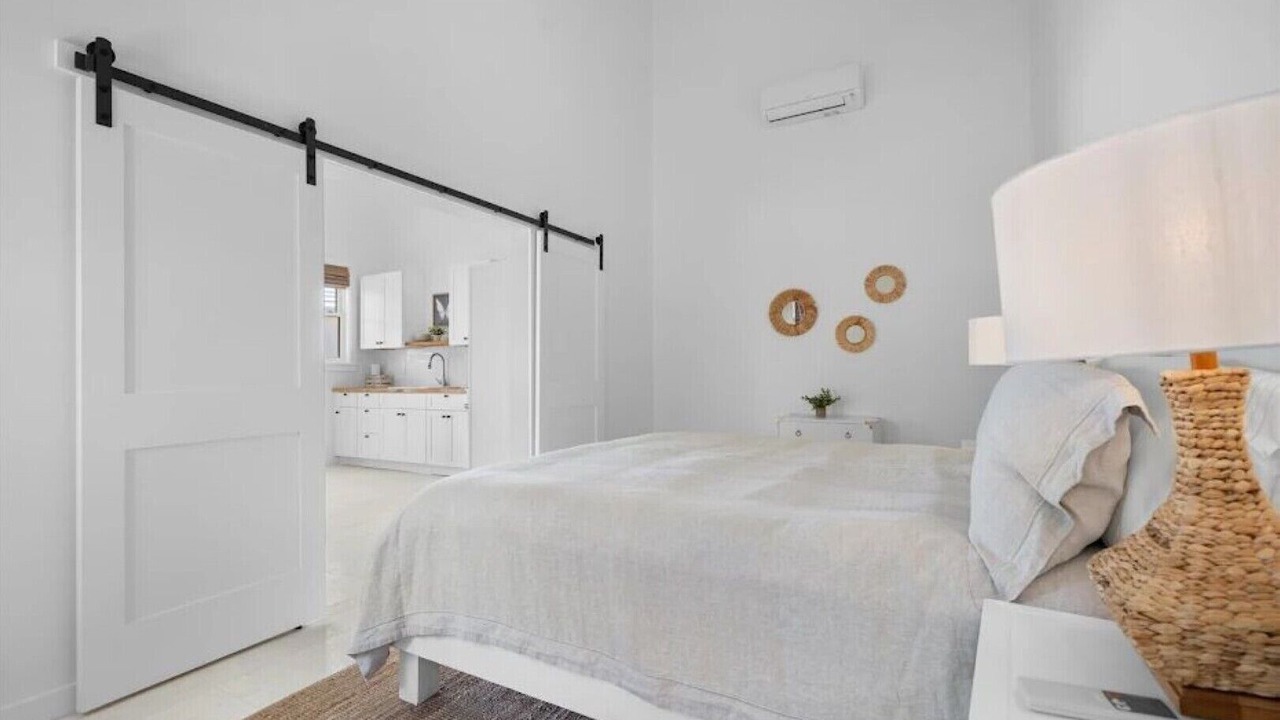 Photo of Bedroom in Nassau