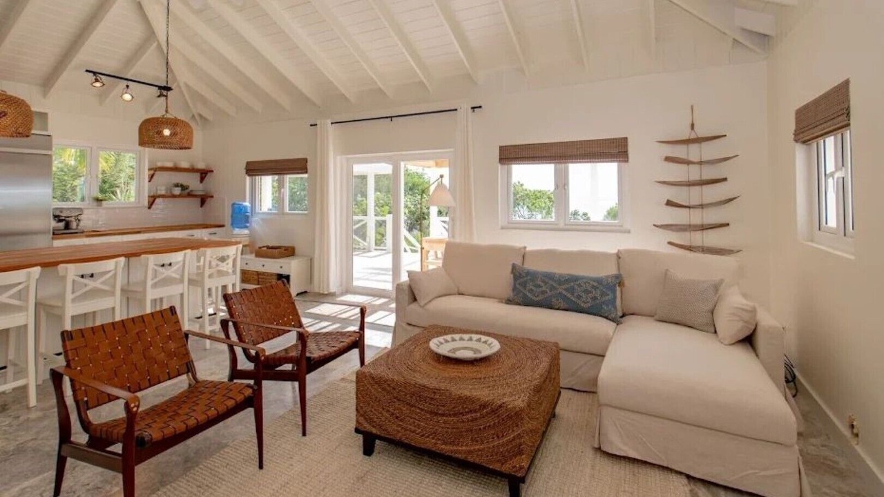Photo of Livingroom in Nassau