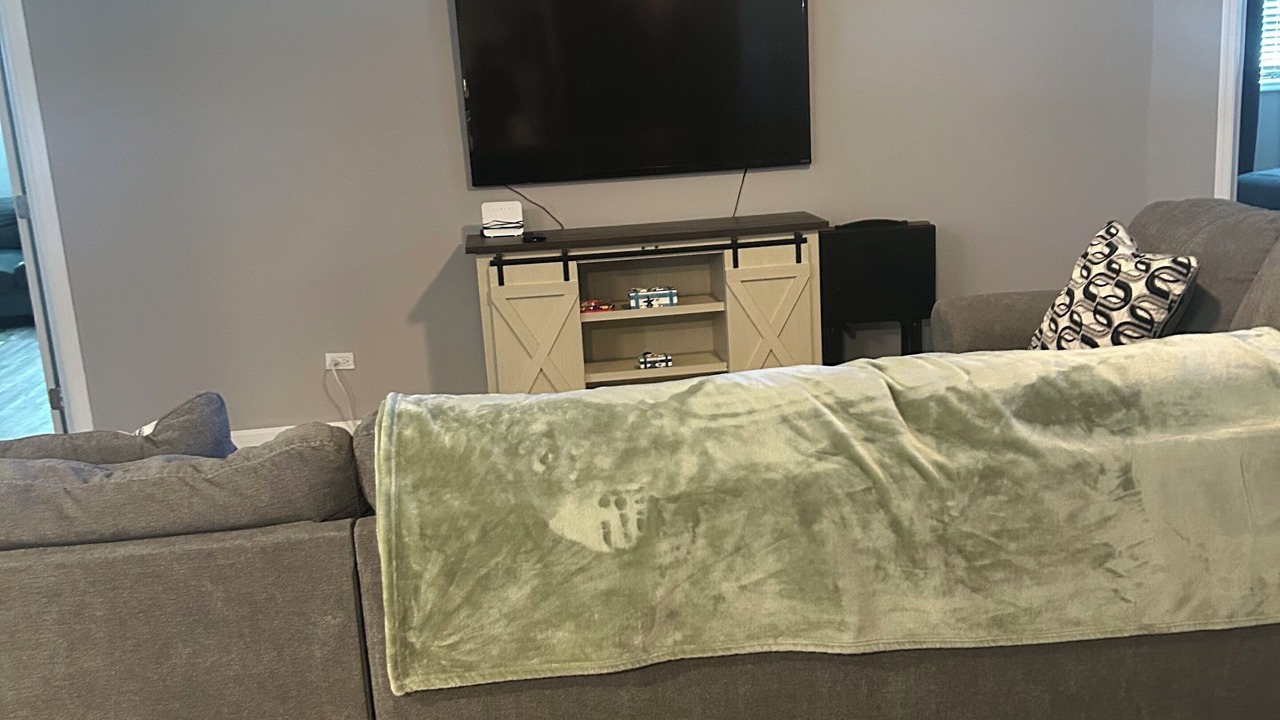 Photo of Livingroom in Cockburn Town