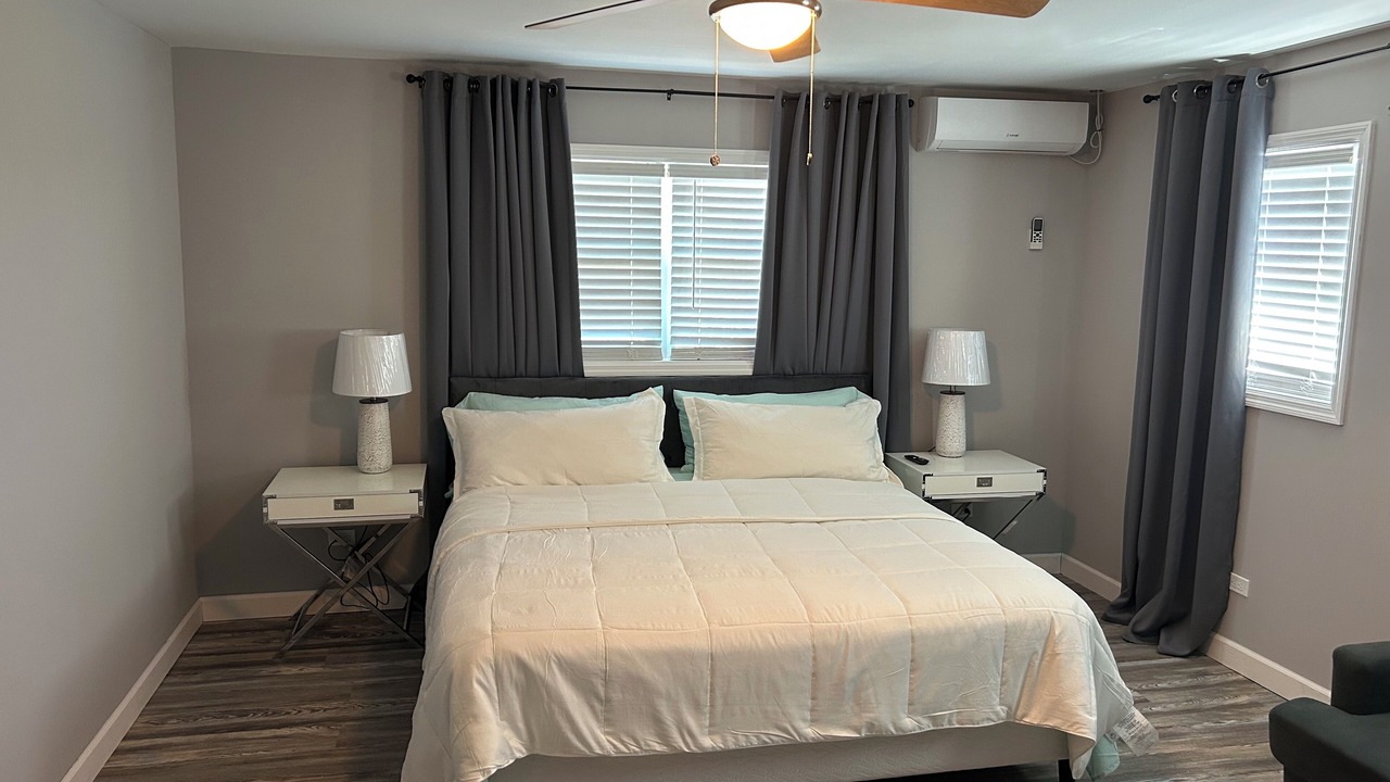 Photo of Bedroom in Cockburn Town