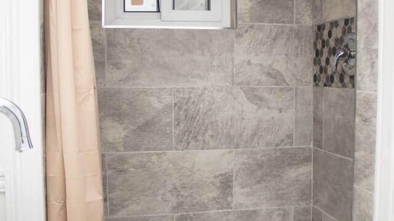 Photo of Bathroom in Coral Harbour