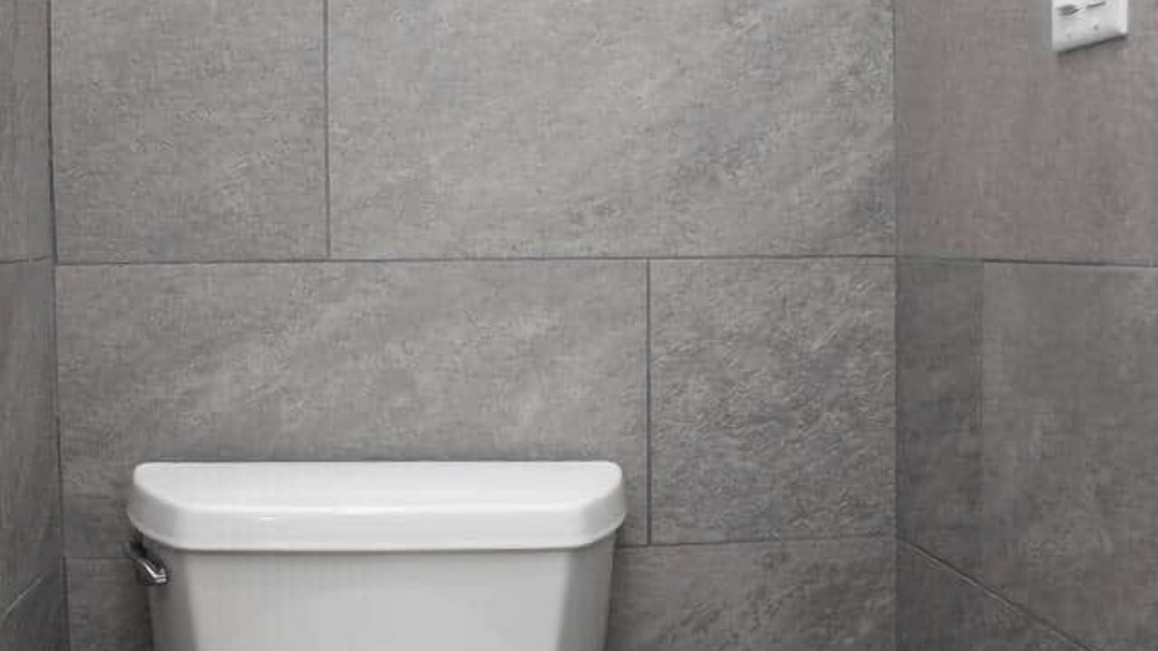 Photo of Bathroom in Coral Harbour