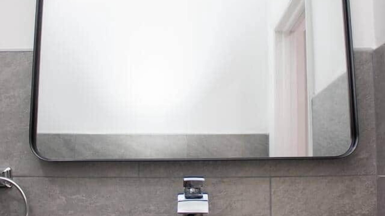 Photo of Bathroom in Coral Harbour