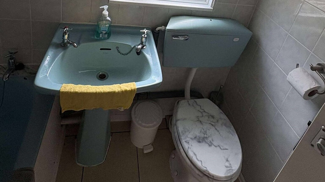 Photo of Bathroom in Bont Newydd