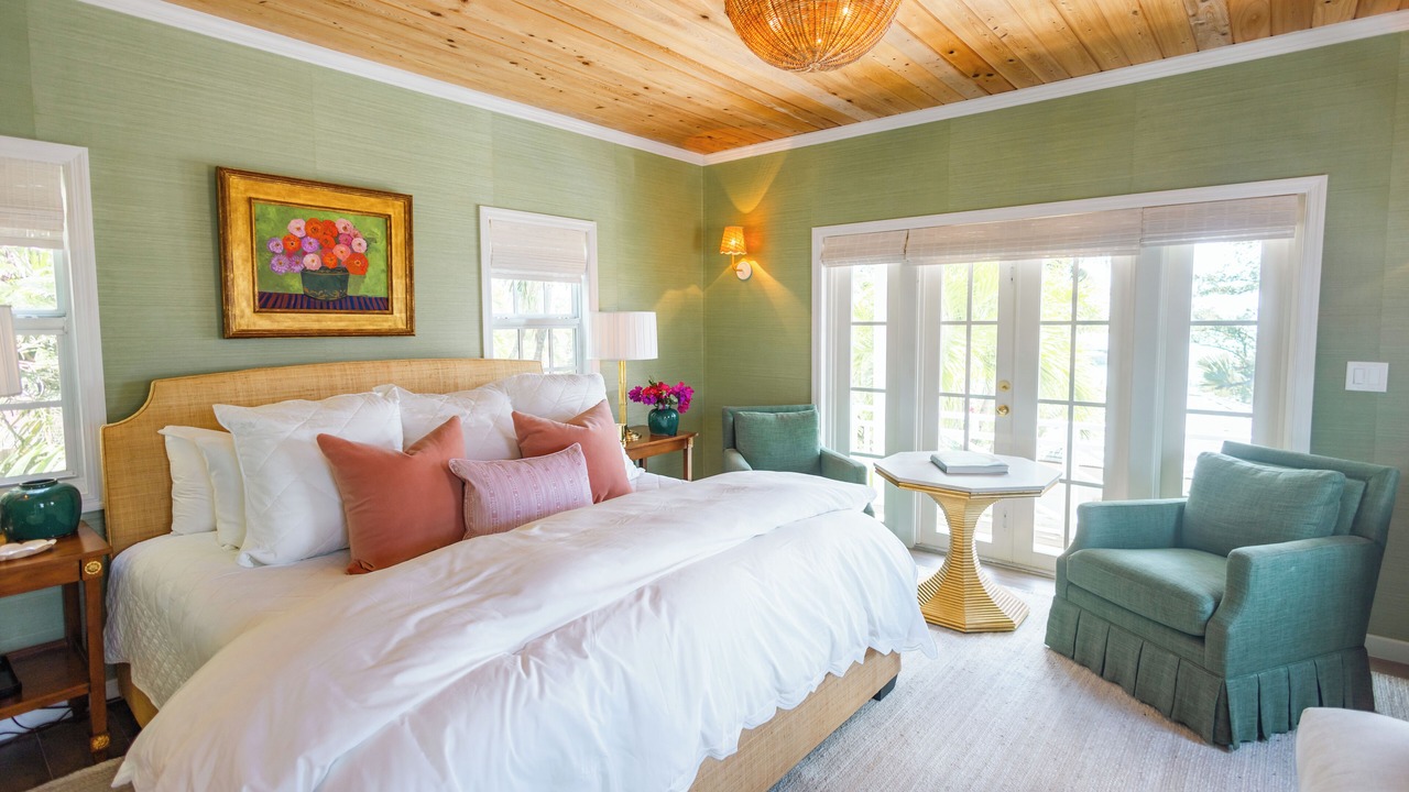 Photo of Bedroom in Dunmore Town