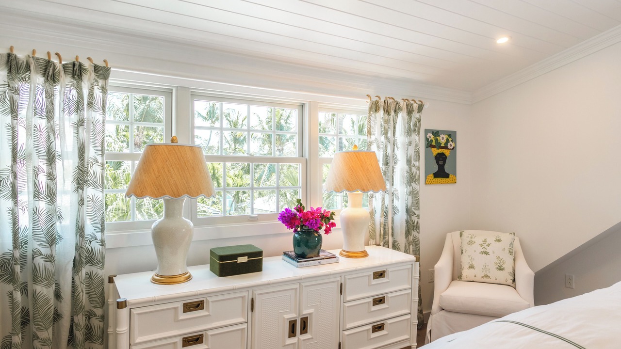 Photo of Bedroom in Dunmore Town