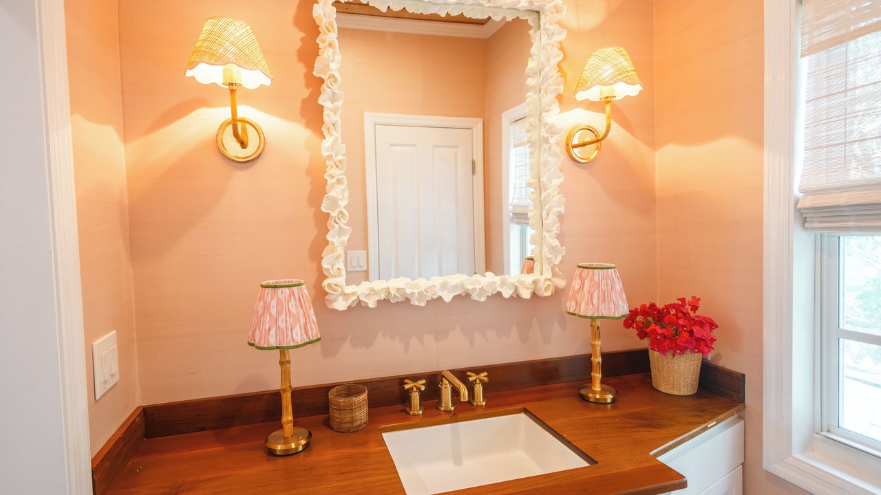 Photo of Bathroom in Dunmore Town