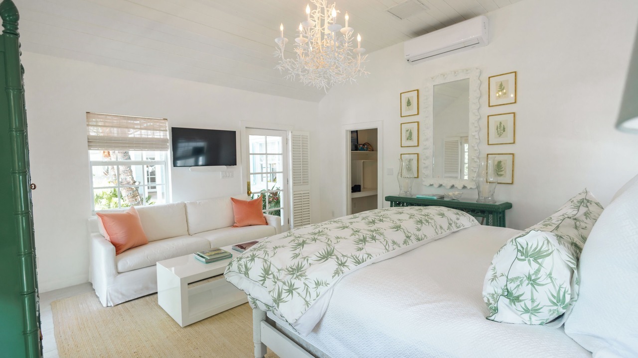 Photo of Bedroom in Dunmore Town