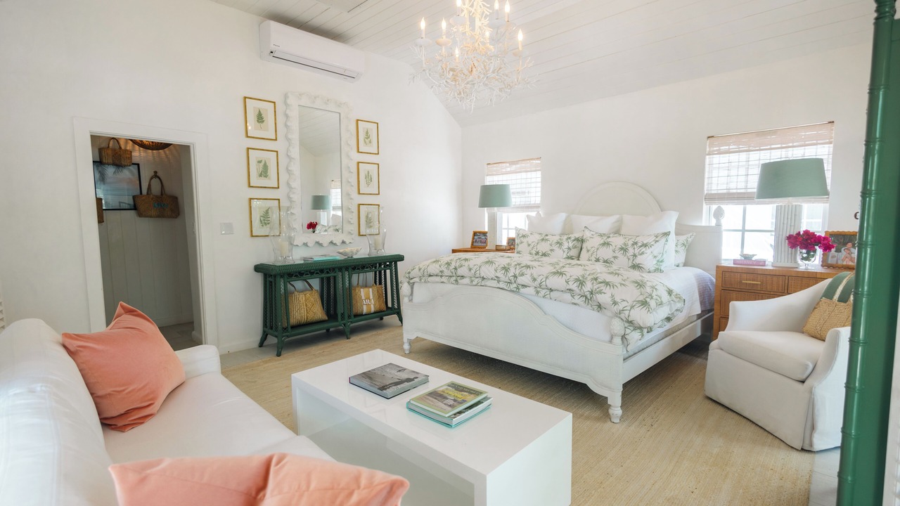 Photo of Bedroom in Dunmore Town
