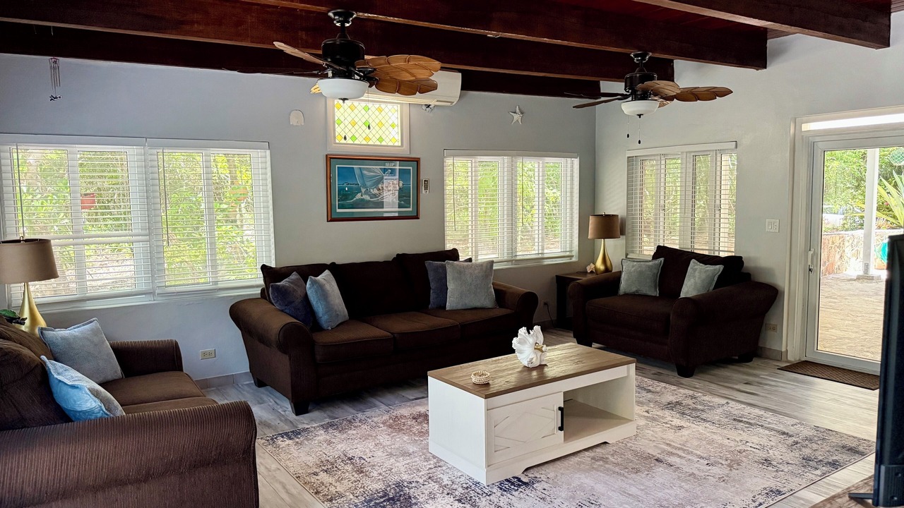 Photo of Livingroom in Great Exuma