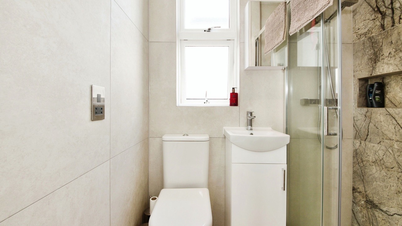Photo of Bathroom in Queen's Park