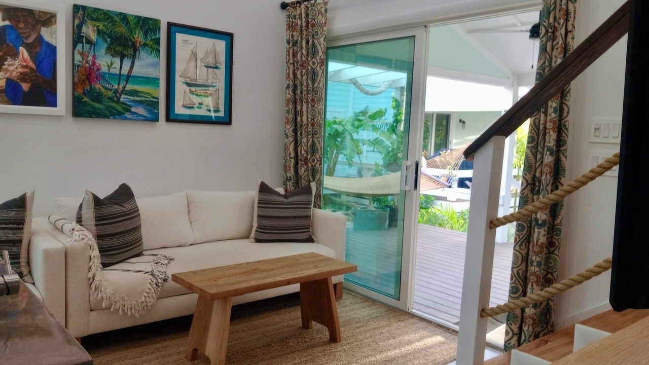 Photo of Livingroom in Hope Town