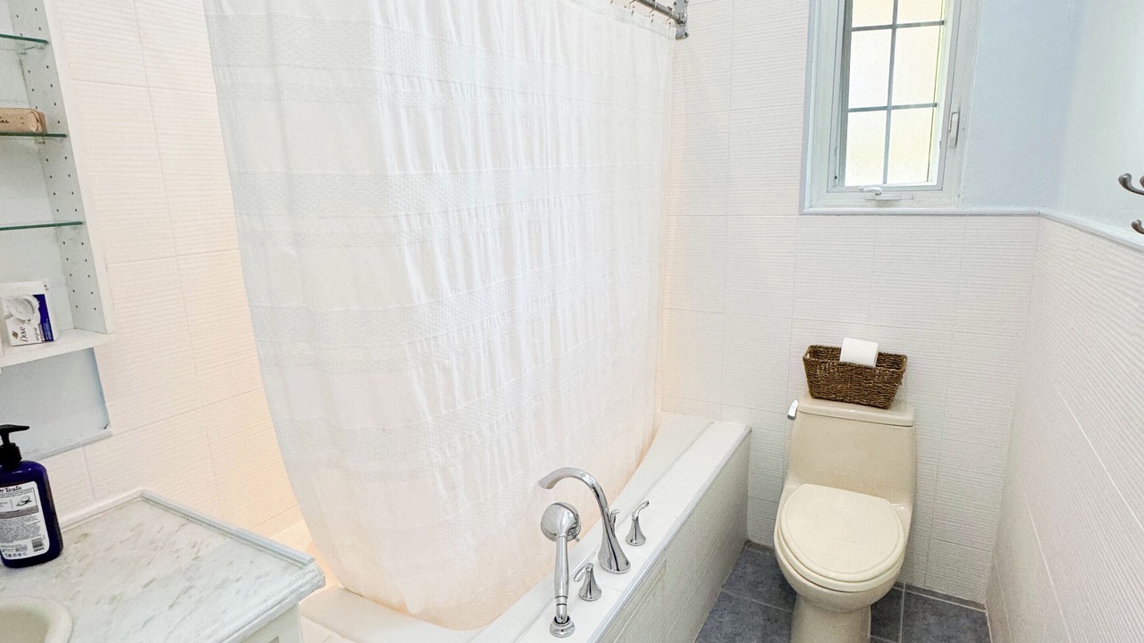 Photo of Bathroom in Nassau