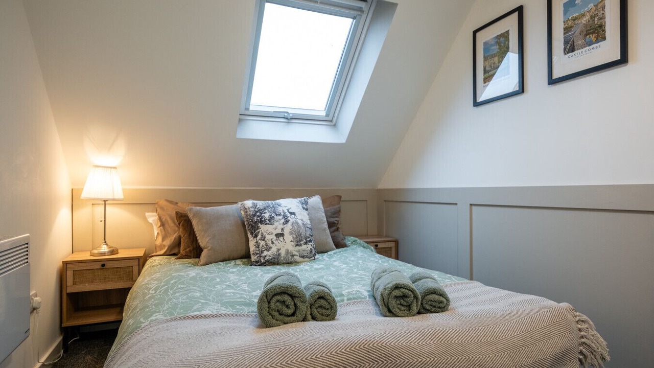 Photo of Bedroom in Bourton