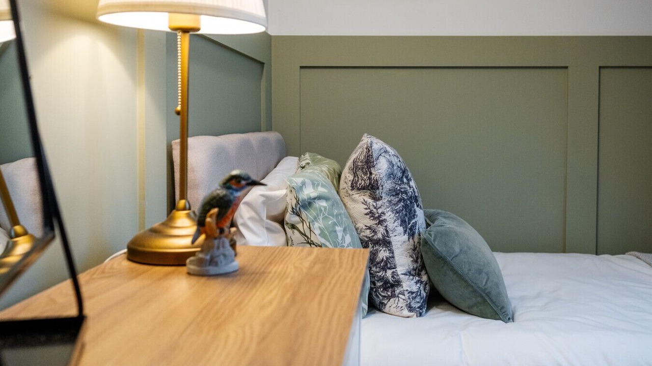 Photo of Bedroom in Bourton